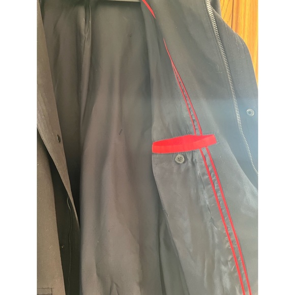 Authentic Hugo Boss Trench Coat 🔥 - Picture 3 of 4